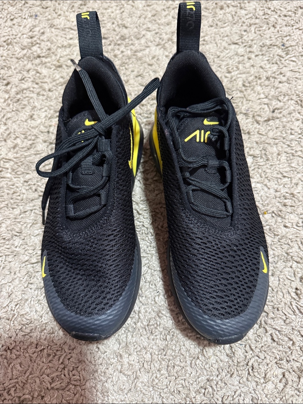 Nike Kids Black and Yellow Mesh Athletic Sneakers